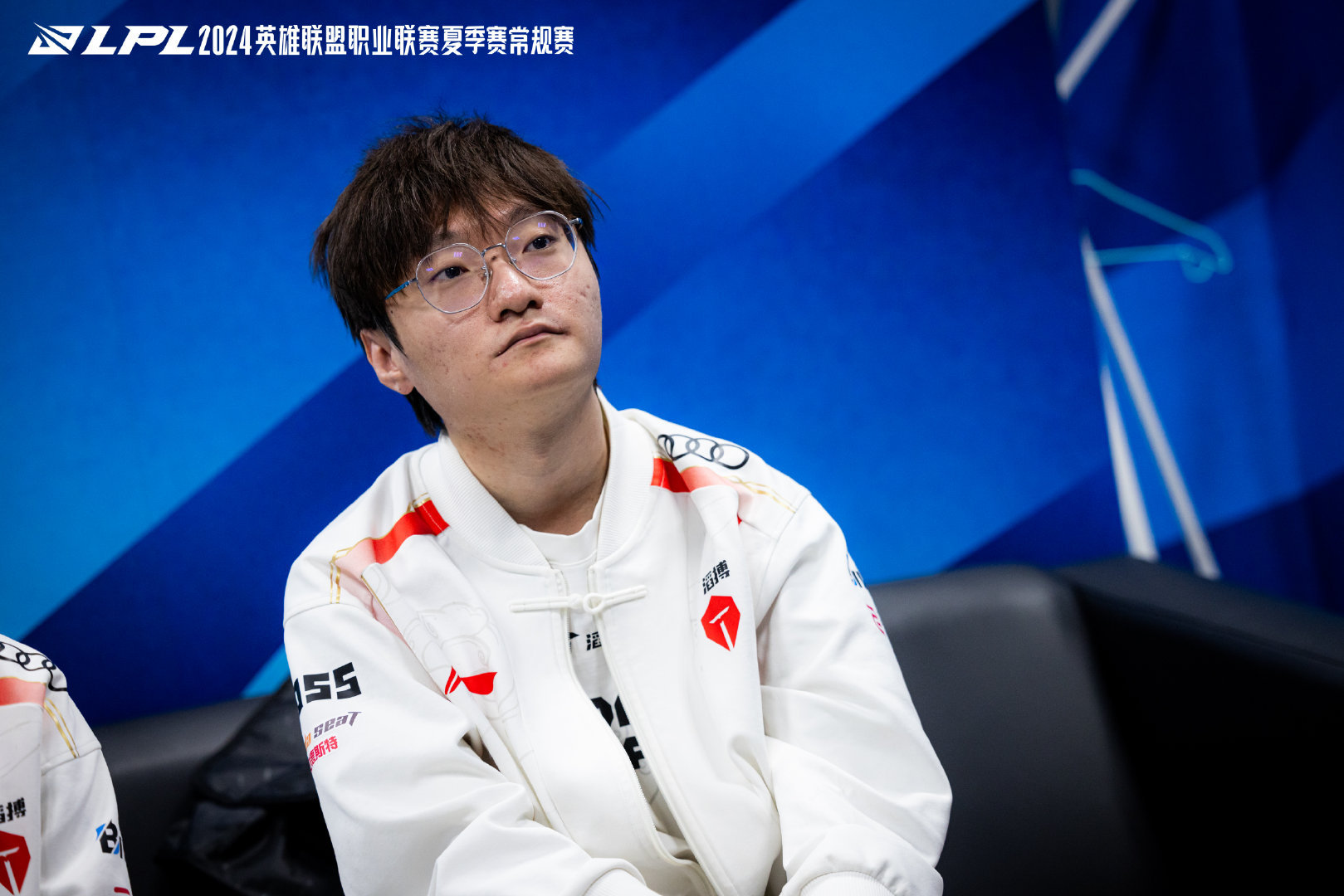 Scout遭遇五连败，MAD教练面临压力！的简单介绍